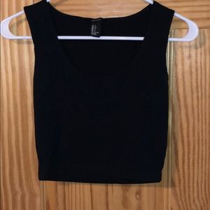 2 Forever 21 crop tops💜